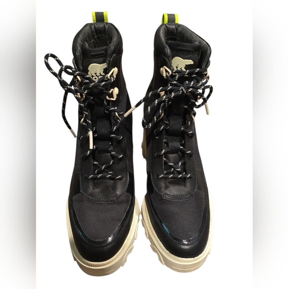 Sorel Brex Heel- Chalk Size 10 - Picture 3 of 12